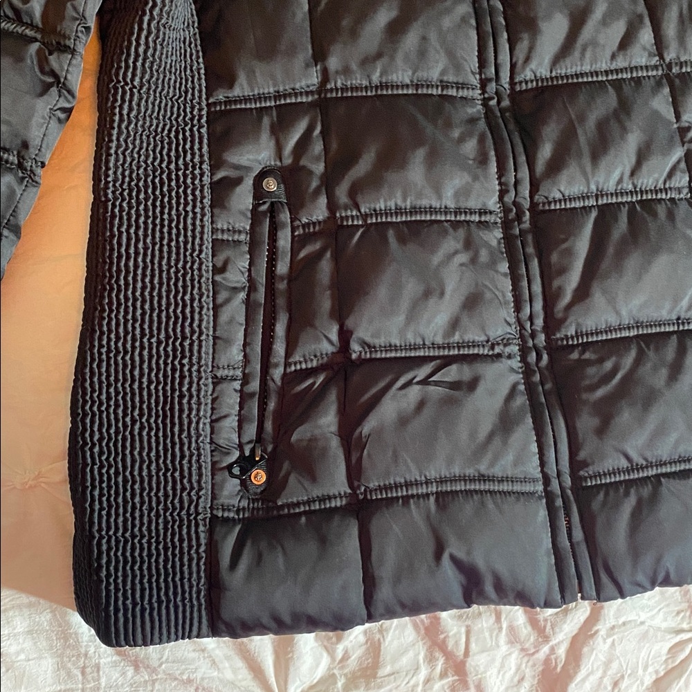 Nautica M/L water resistant quilted puff jacket. Removable hood. - Picture 2 of 5